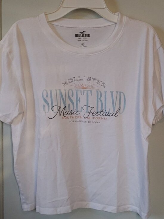 Tops - Cropped Tee -M